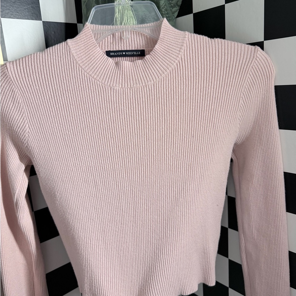 Brandy Melville Soft Pink Ribbed Sweater